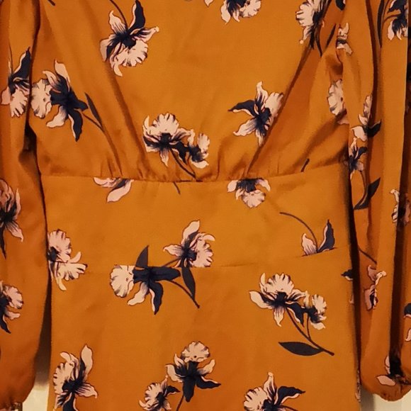 SFW | NEW | Gold Floral Dress - Picture 4 of 9